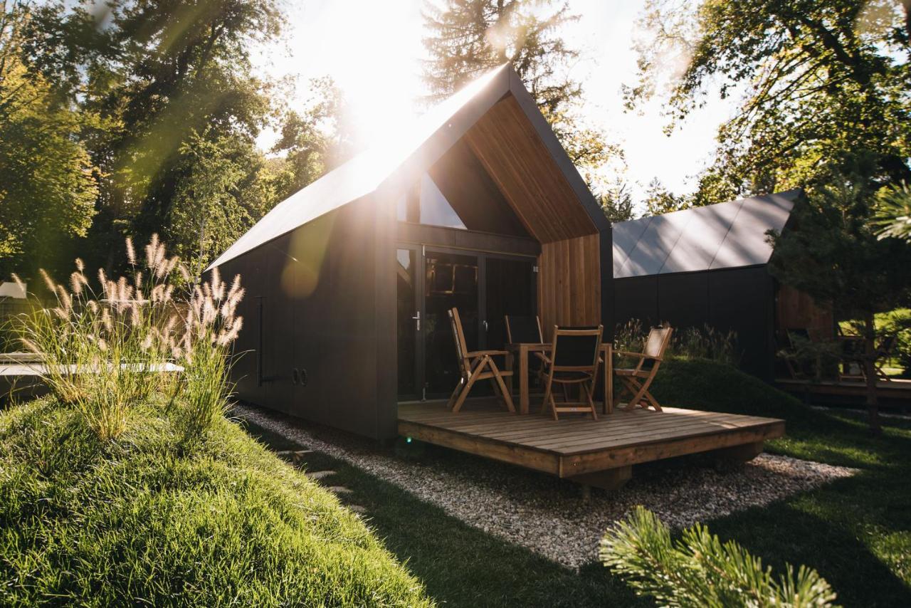 Luxury Glamping Chocolate Village Máribor Exterior foto